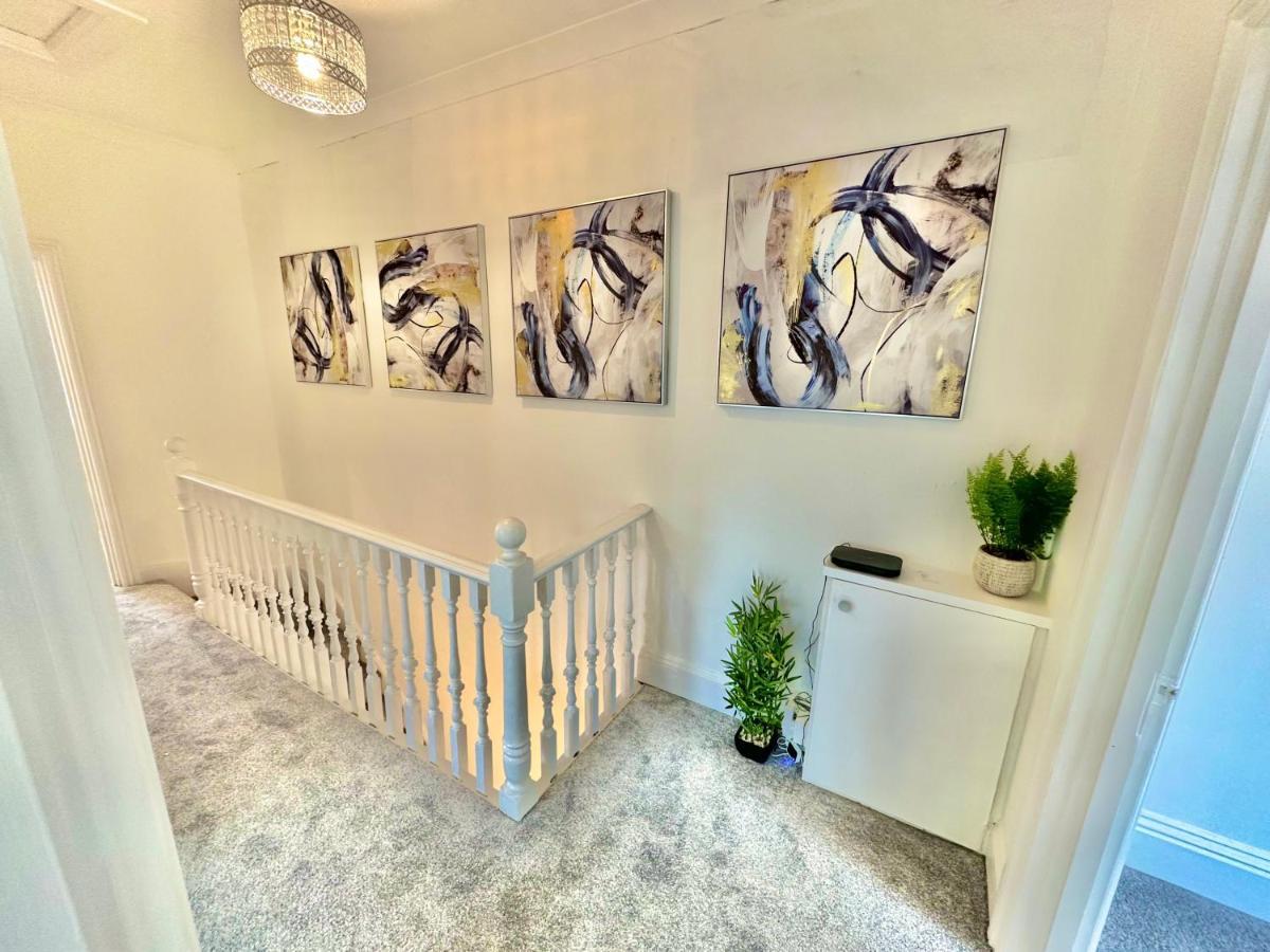 Chic Apartment In Central Bournemouth With Parking Exteriér fotografie